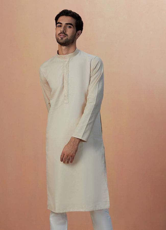 Off White Solid Kurta Pajama image number 1